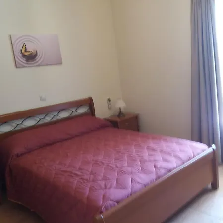 Kourosapartments *